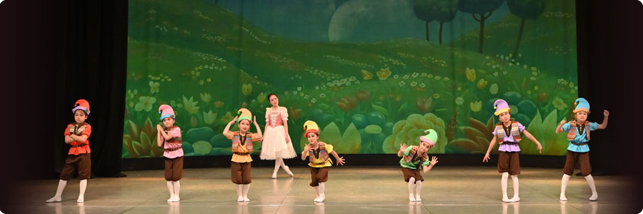 三輪バレエ 発表会の写真4